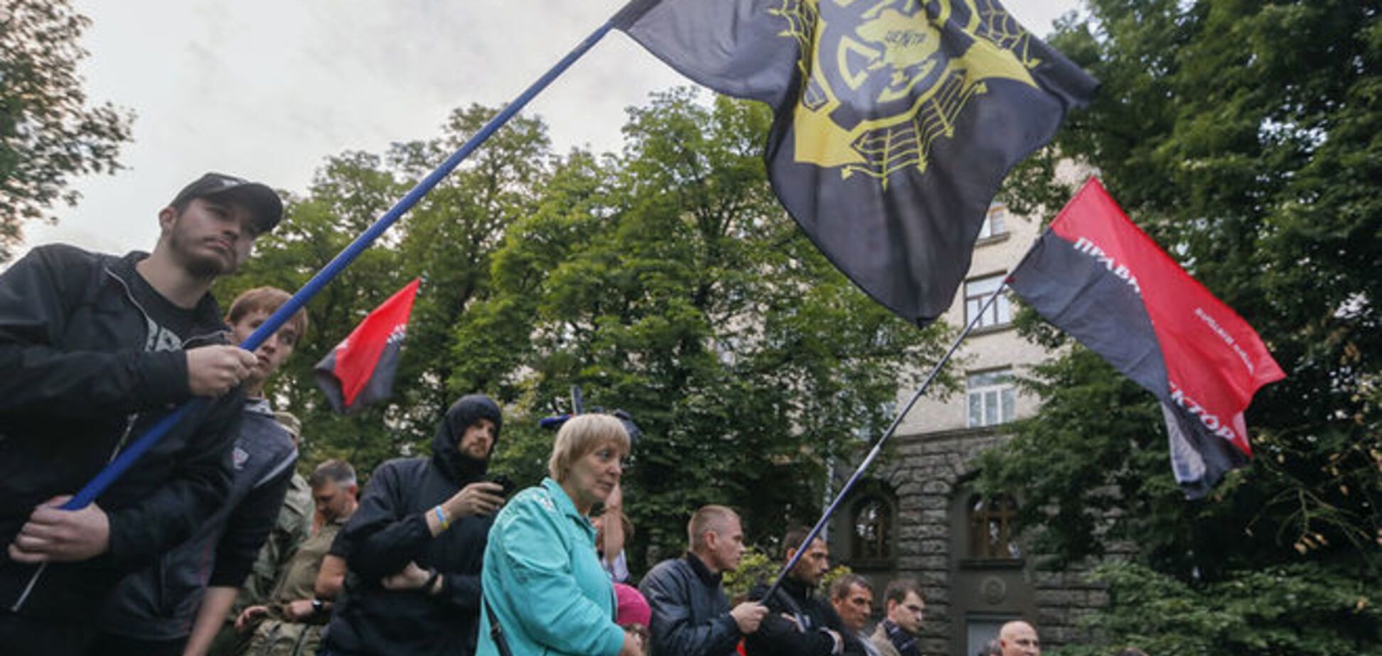 Акции в поддержку 'Правого сектора' пройдут по всей Украине
