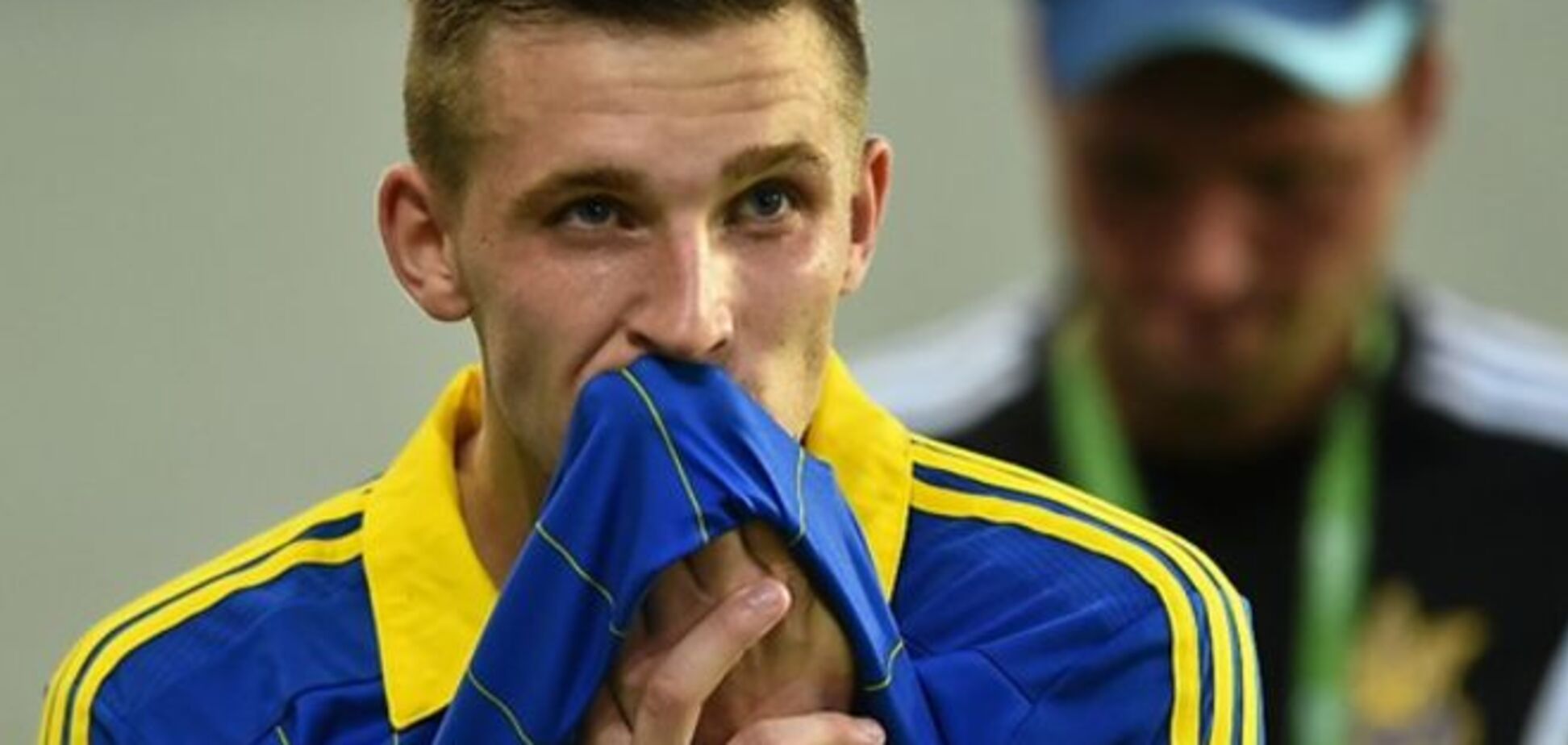 Украина упустила победу в последнем матче на Евро-2015