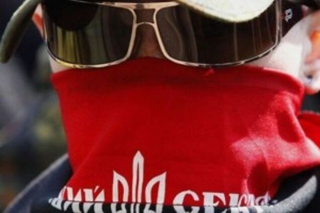 Под Мукачево 'Правый сектор' взял в заложники ребенка: бойцы в окружении