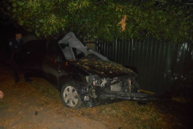 Смертельне ДТП у Борисполі: 18-річний водій врізався в дерево