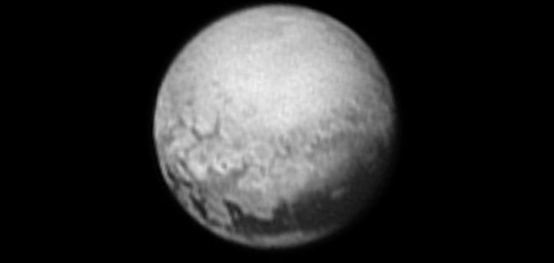 NASA обнаружило на Плутоне гигантского 'Кита': фотофакт