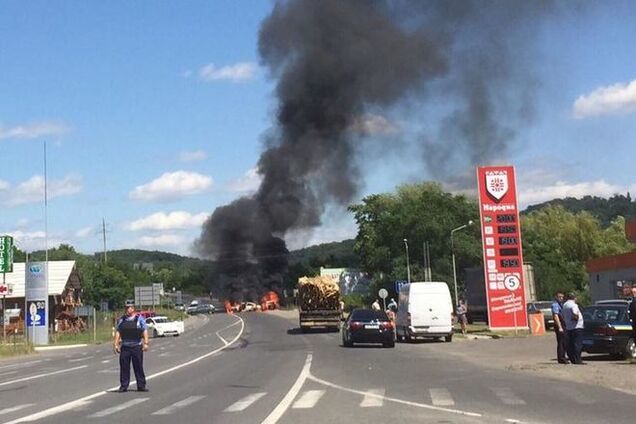 Писатель подробно описал контрабандный беспредел власти и криминалитета на Закарпатье