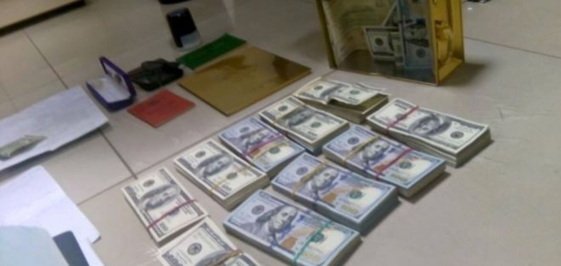 В ГПУ уверяют, что просили для отпущенных прокуроров ареста, а не залога: фотофакт