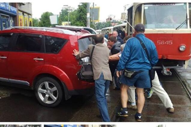 Наглая 'героиня парковки' остановила в Киеве 5 трамваев