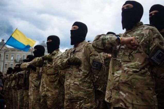 Добровольческие батальоны напомнили, что полностью подчиняются Авакову