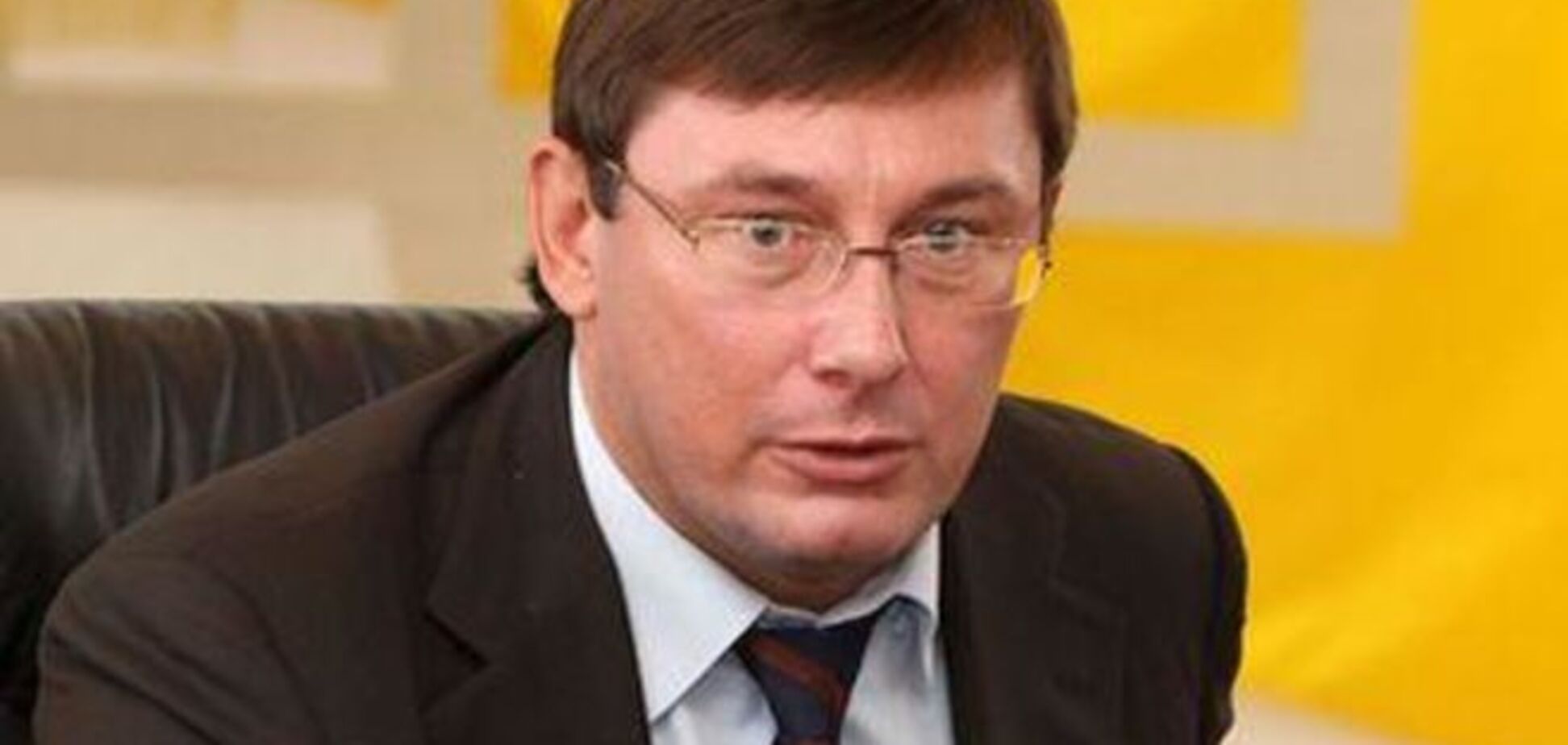 Луценко: выборы на подконтрольной Украине территории Донбасса нужно отложить до окончания войны 