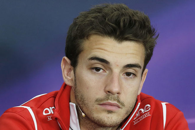 Врачи теряют надежду вернуть к жизни разбившегося гонщика Формулы-1