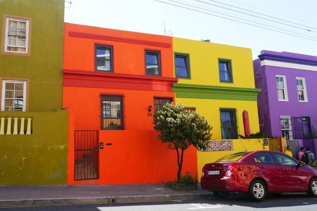 Барвисті будинку на півдні Африки, де живуть спадкоємці рабів