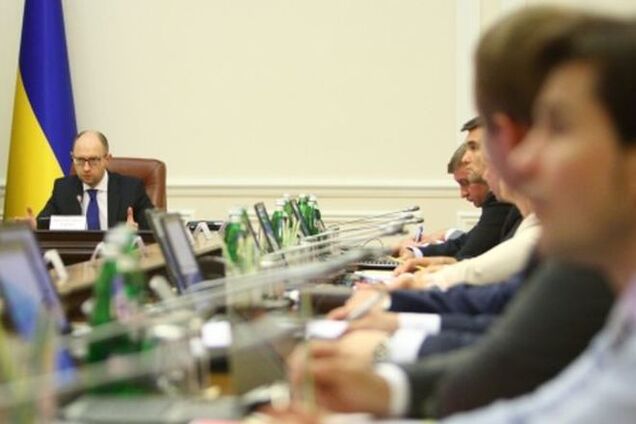 Реформ нет. Луценко анонсировал пересмотр состава Кабмина