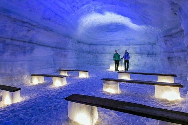 Гигантский ледяной туннель в Исландии, сделанный руками человека