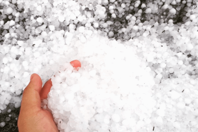 Кара небесная: на Питер обрушился град размером с яйцо. Опубликованы фото и видео