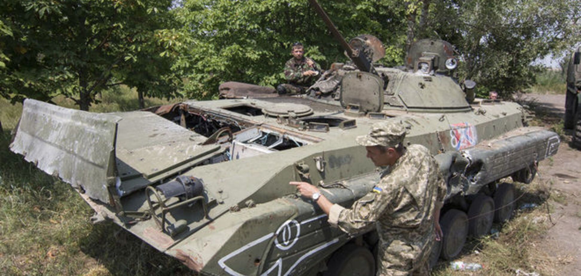 Сили АТО вступили в бій з терористами в Луганській області