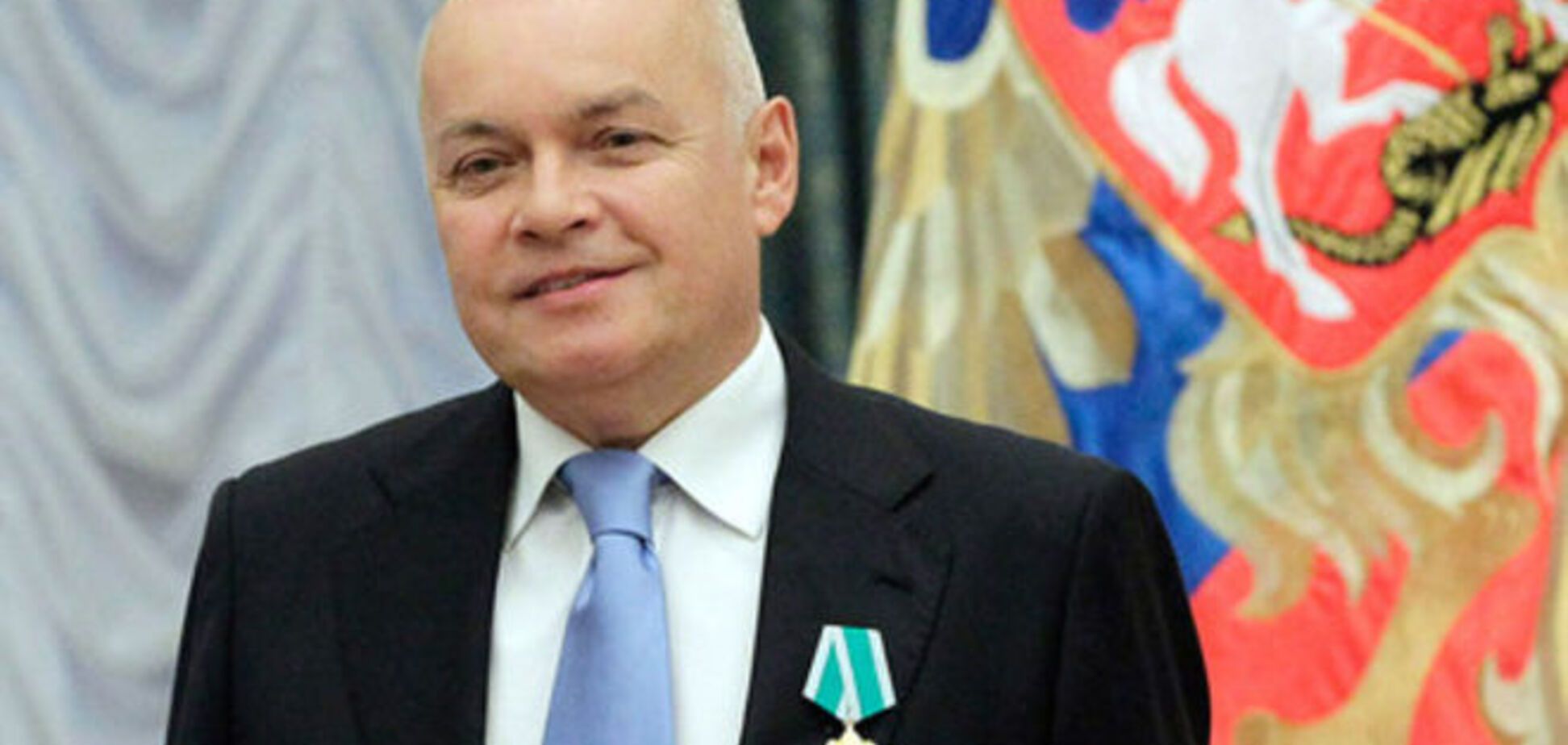 Оскорбили и обозвали. Киселев не продержался в Facebook и дня