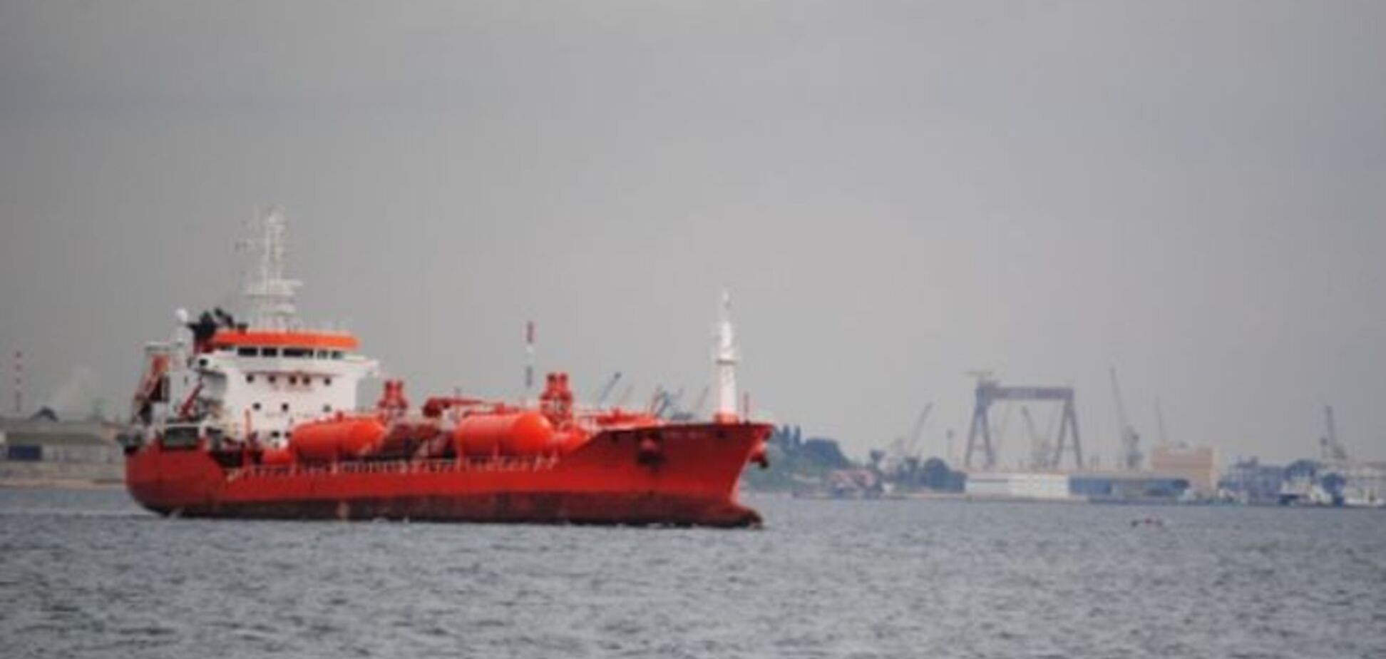 Турецьке судно розлило олію в лимані на Миколаївщині