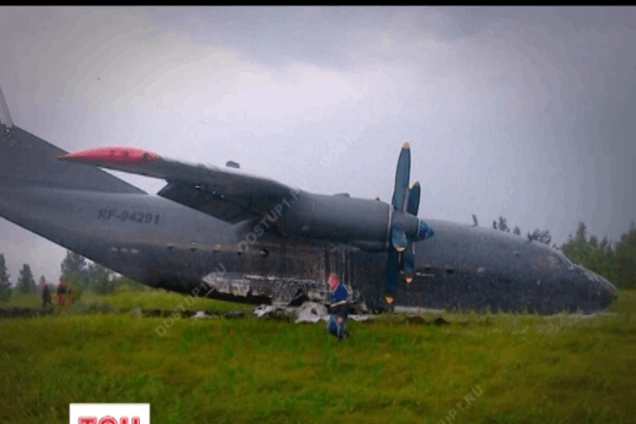 В России разбился очередной военный самолет: опубликовано видео