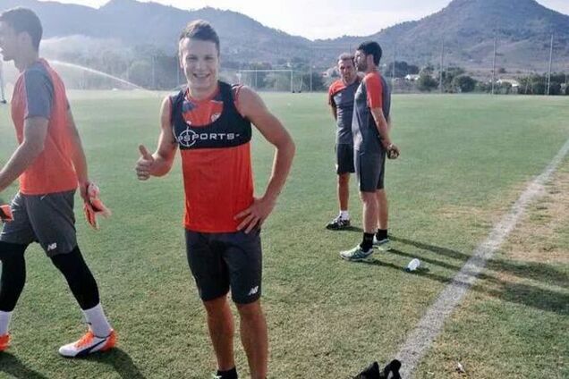 Коноплянка начал осваиваться в 'Севилье': яркие фото и видео