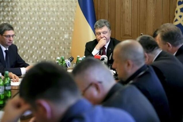 Деньги на строительство дорог отберут у коррупционеров – Порошенко