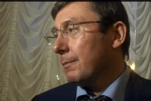 В 'Народном фронте' голосуют люди, которые находятся за границей - Луценко