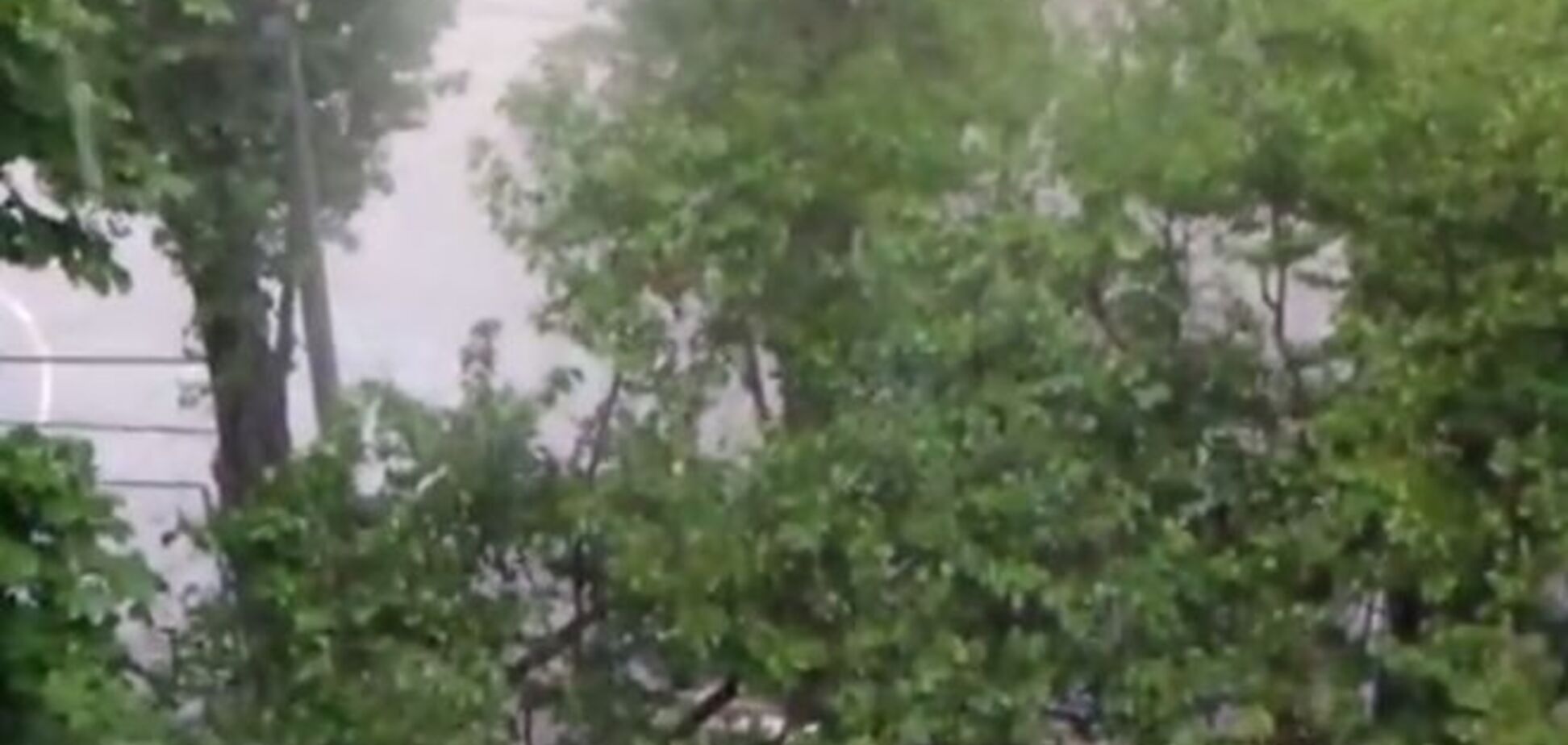 Одессу накрыл ливень с градом. Фото и видеофакт