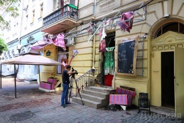 Перед взрывом в одесском кафе неизвестным образом выключились все камеры