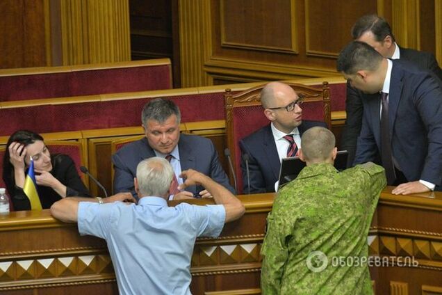 'Горячий четверг' в Верховной Раде: фоторепортаж