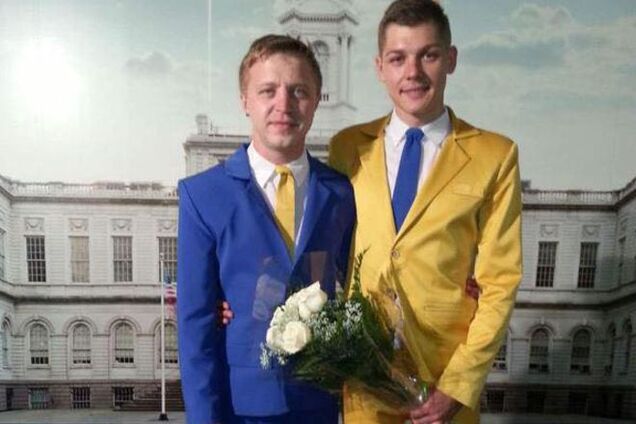 У Нью-Йорку одружилася 'жовто-блакитна' гей-пара з України: фотофакт