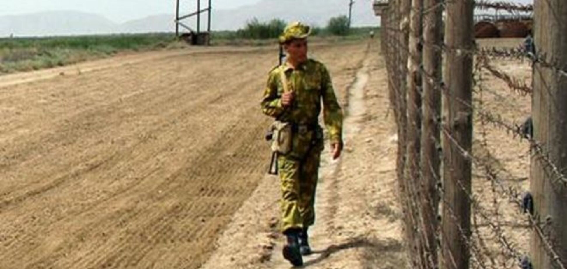 Таджикистан усиливает охрану границы с Афганистаном