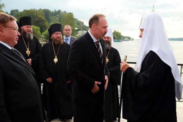 Патриарх Кирилл прибыл к прихожанам на личной люксовой яхте: опубликованы фото