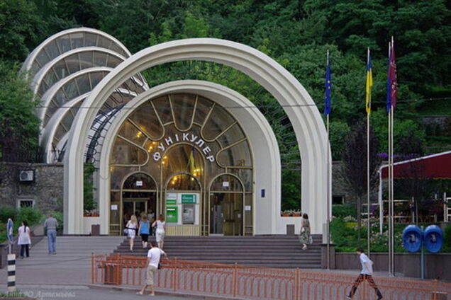 В Киеве на месяц закроют фуникулер