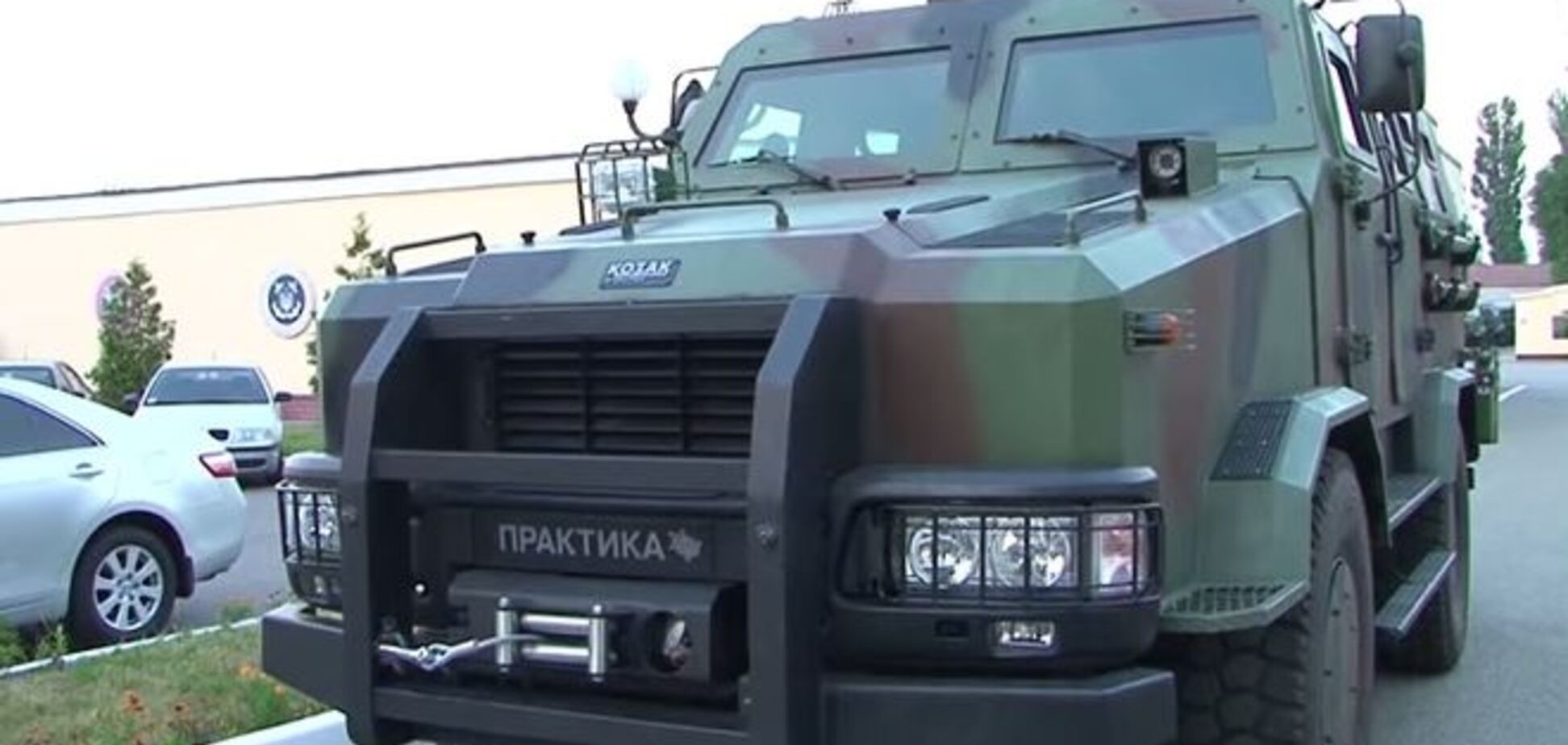 Броневик 'Козак-2' отправили на Донбасс: видеофакт