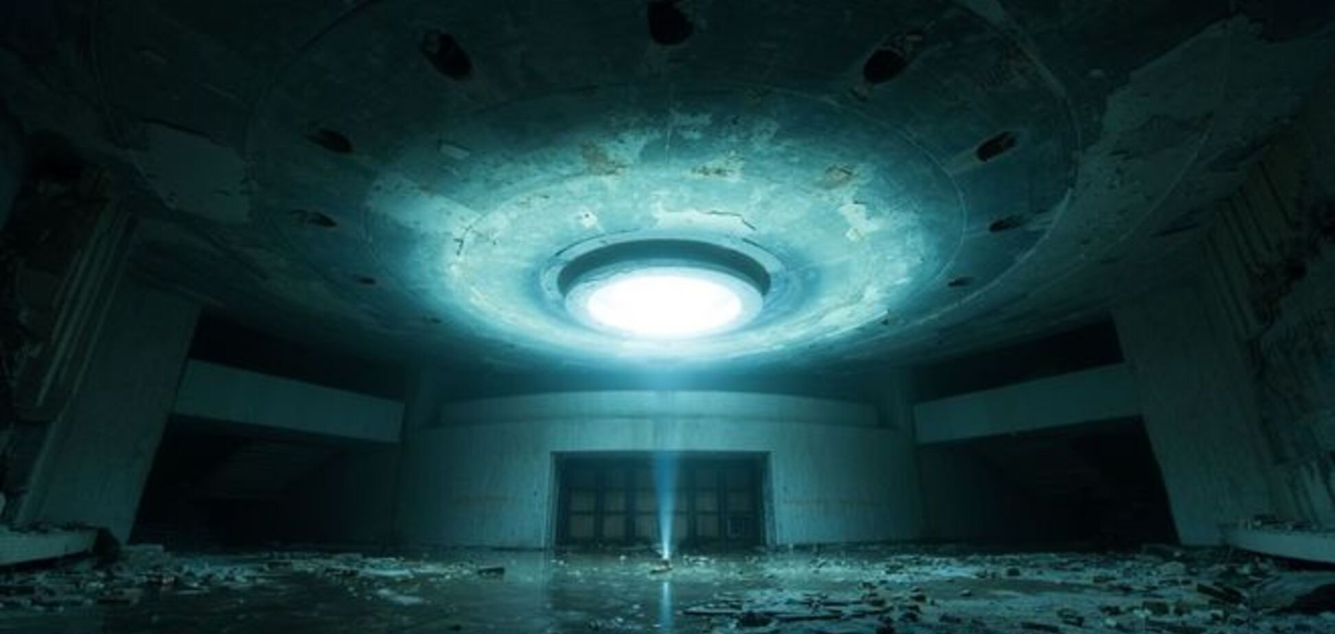 Заброшенные места в Европе и Азии: 10 потрясающих фото