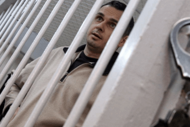 В России начался 'суд' над Сенцовым и Кольченко
