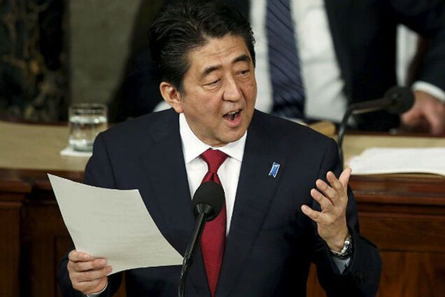 Япония потребовала от России 'сбавить обороты' на спорных территориях