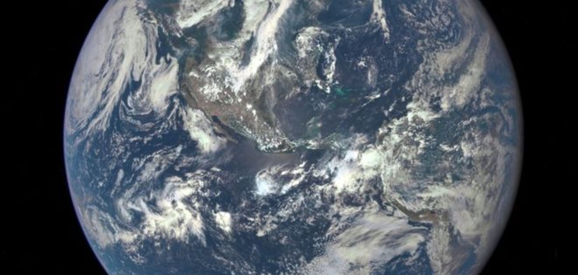 NASA сделало уникальный снимок Земли: опубликовано фото