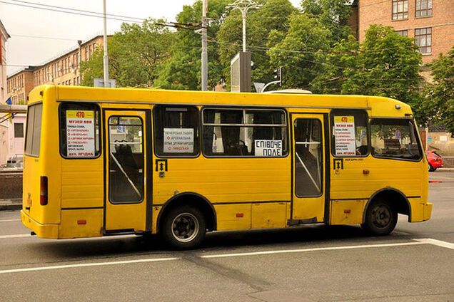В Киеве маршрутки обновят одинаковыми табличками 