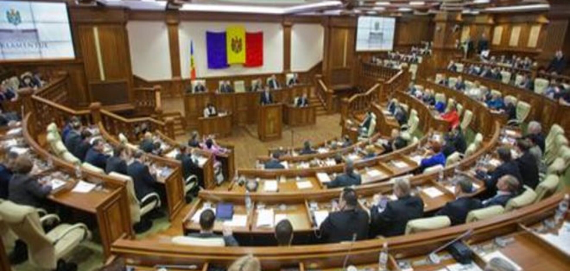Третья проевропейская 'тройка': в Молдавии создано новое правительство