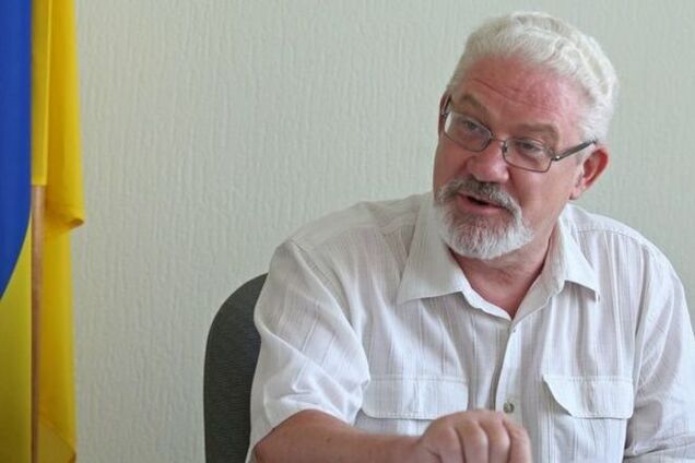 Уволенный судья КС обиделся, что Порошенко с ним не посоветовался