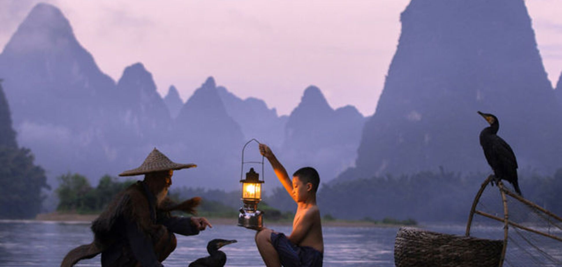 Уникальная рыбалка с бакланами в Китае: без сетей и удочек