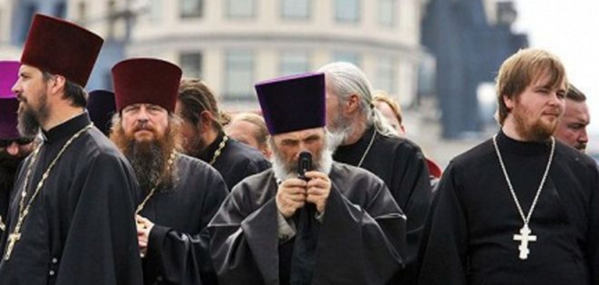 Священники Московского патриархата устроили демарш перед новым главой Луганщины