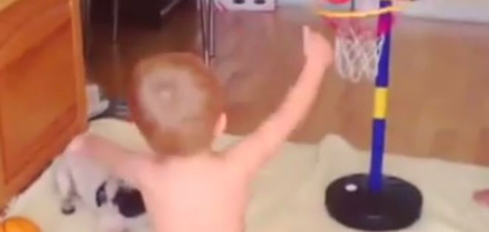 15-месячный сын баскетболиста поражает своими способностями: яркое видео