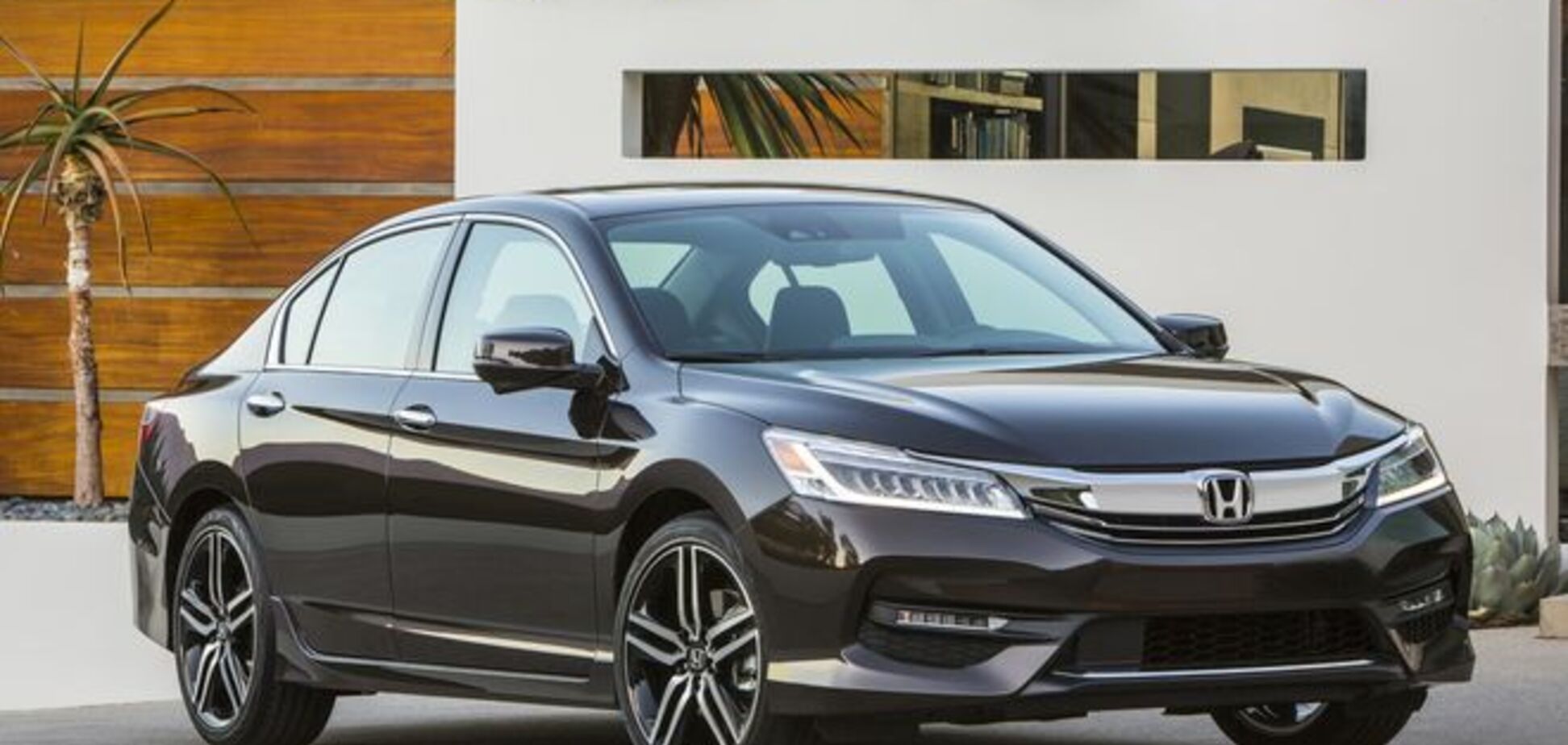 Honda представила самый технологичный Accord за ее историю