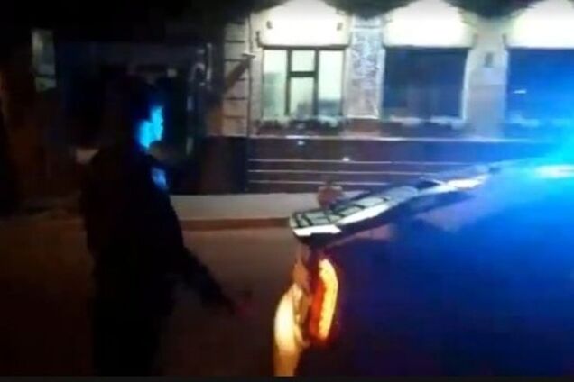 Обстріл банку в Києві: міліція розповіла подробиці