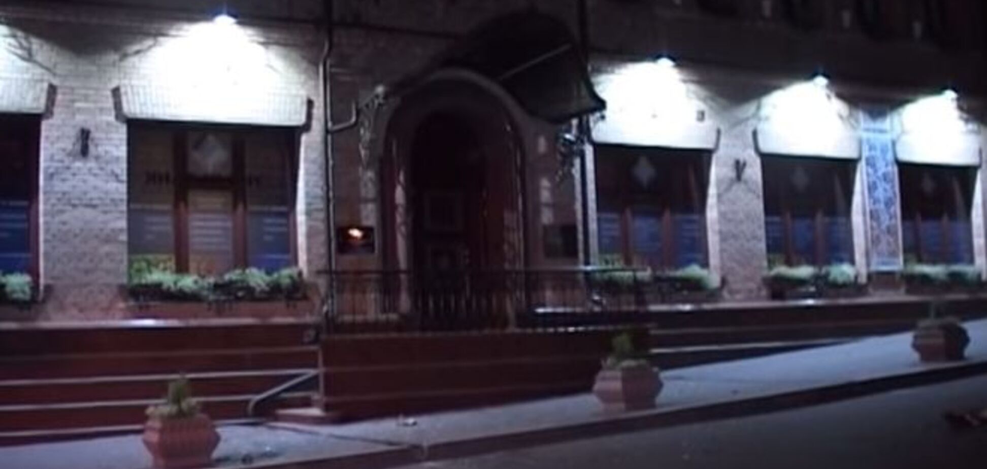 Обстріл банку в Києві міліція розслідує як теракт