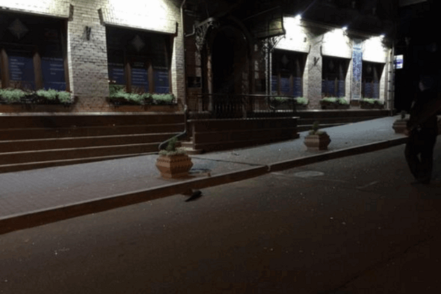 У центрі Києва пролунав потужний вибух: опубліковані фото і відео