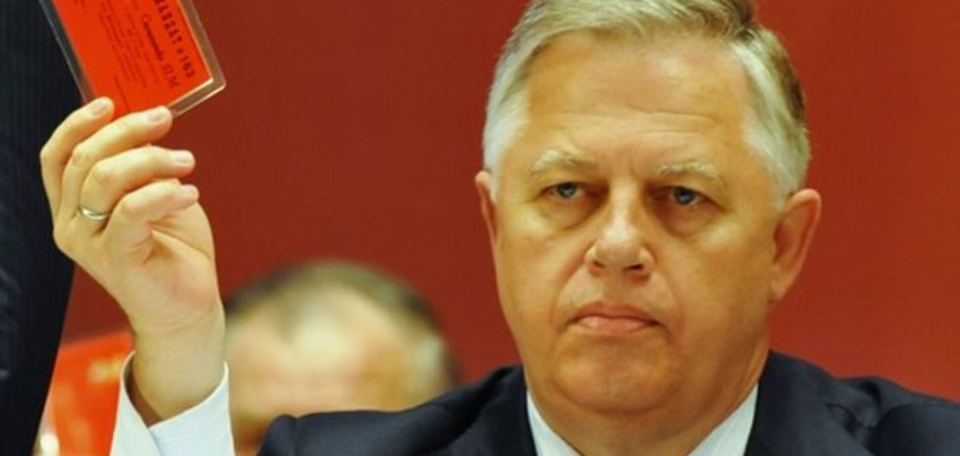 Никто ему не указ. Симоненко заявил, что будет участвовать в выборах