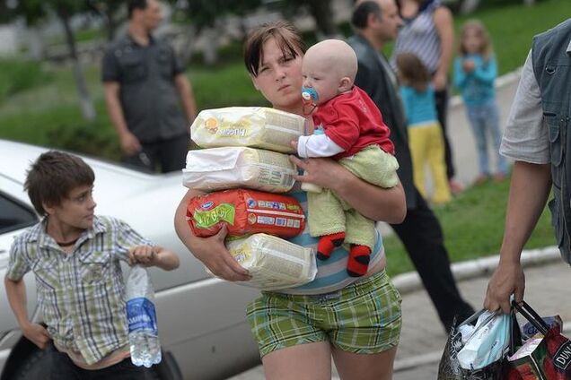 Германия увеличит помощь украинским беженцам