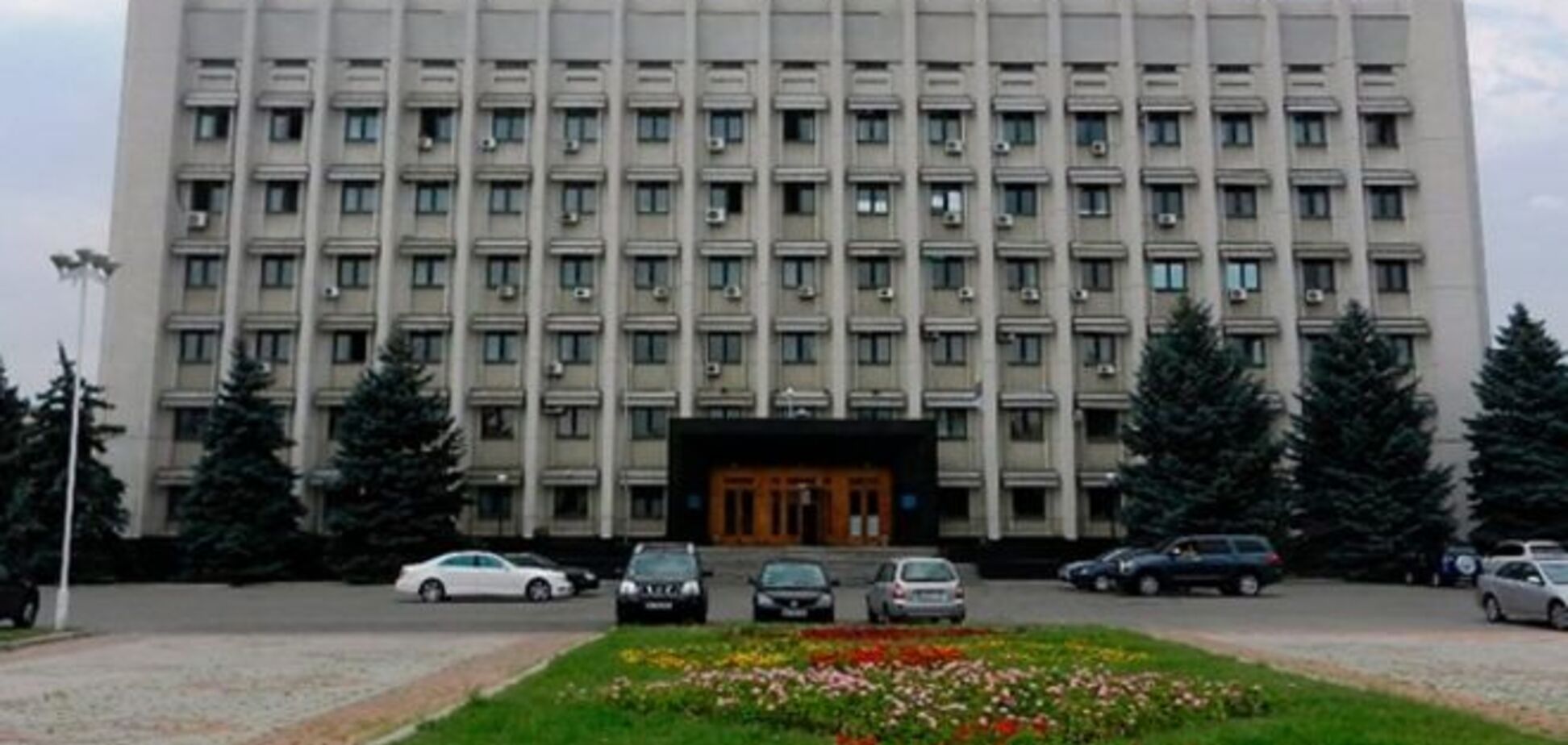 Саакашвили уволил почти половину сотрудников подразделений ОГА