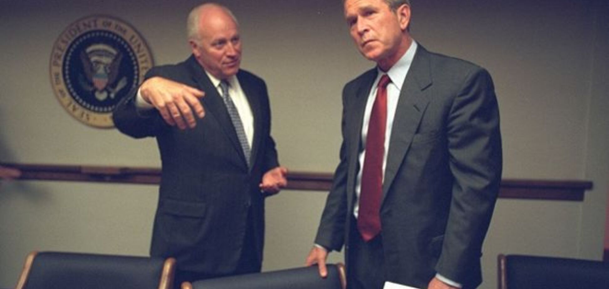 Какой была первая реакция Буша на теракты 11 сентября: опубликованы фото