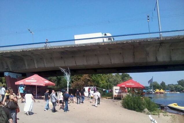 Эти Авгиевы конюшни таки можно вычистить