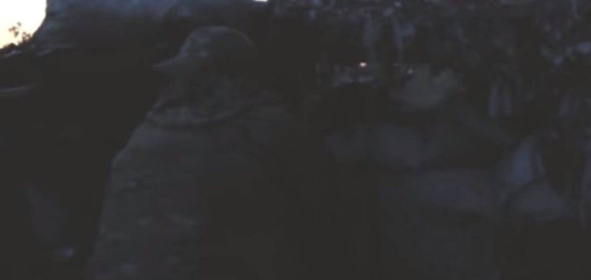 'Завтрак под пулями': опубликовано видео боя батальона 'Днепр-1' с террористами в Песках